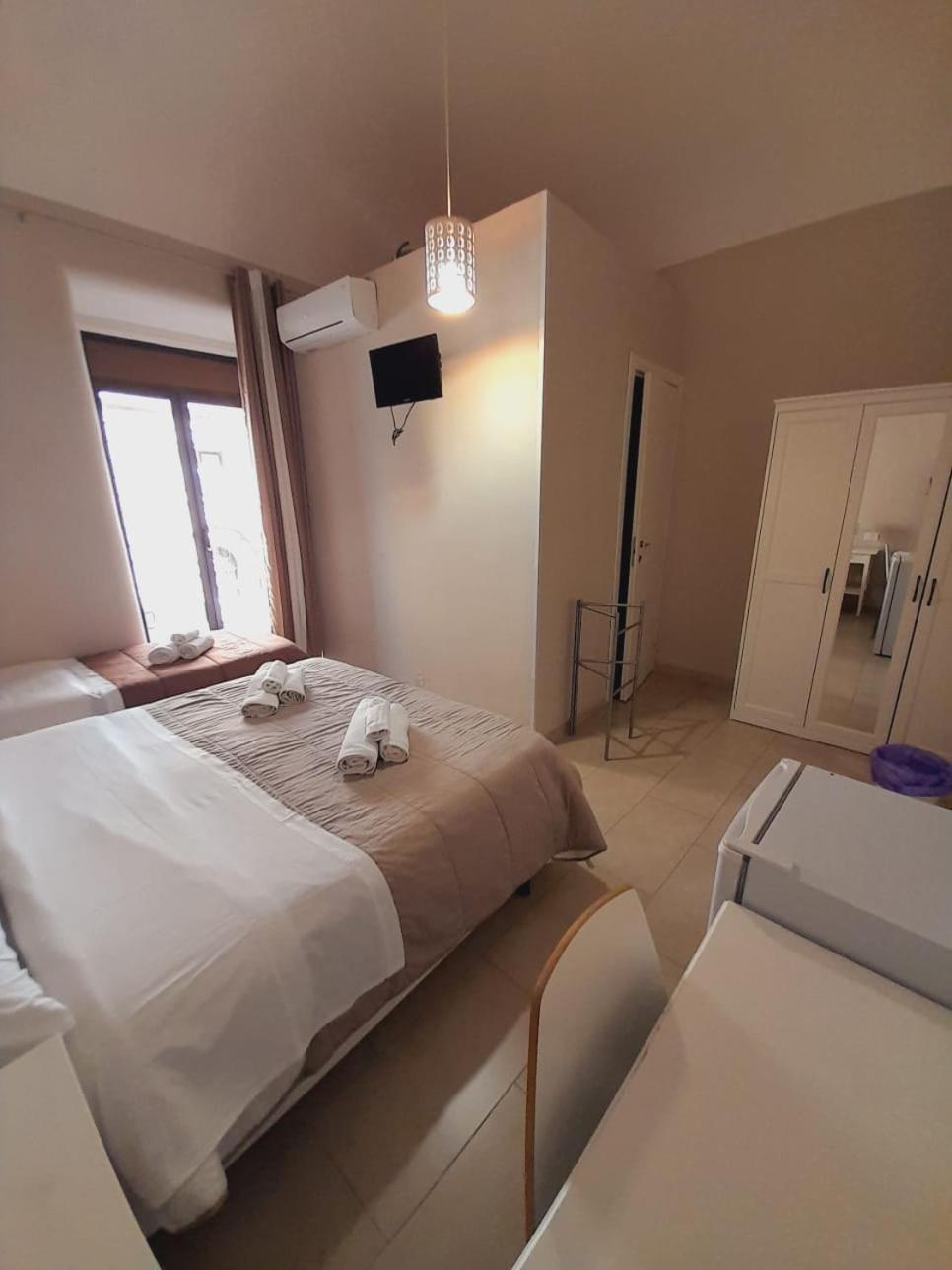 Fuoco Dell'Etna Hotel คาตาเนีย ภายนอก รูปภาพ