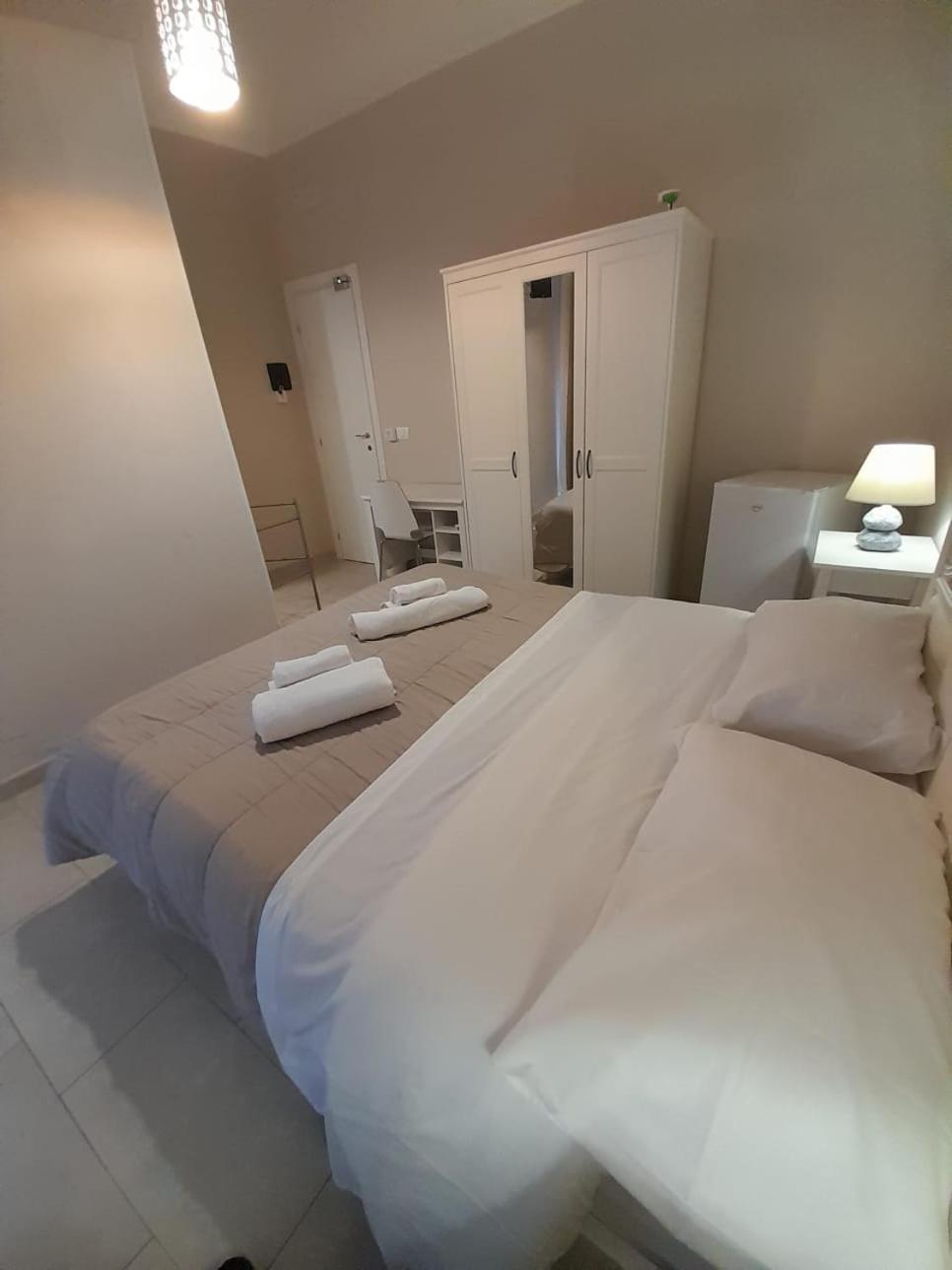 Fuoco Dell'Etna Hotel คาตาเนีย ภายนอก รูปภาพ