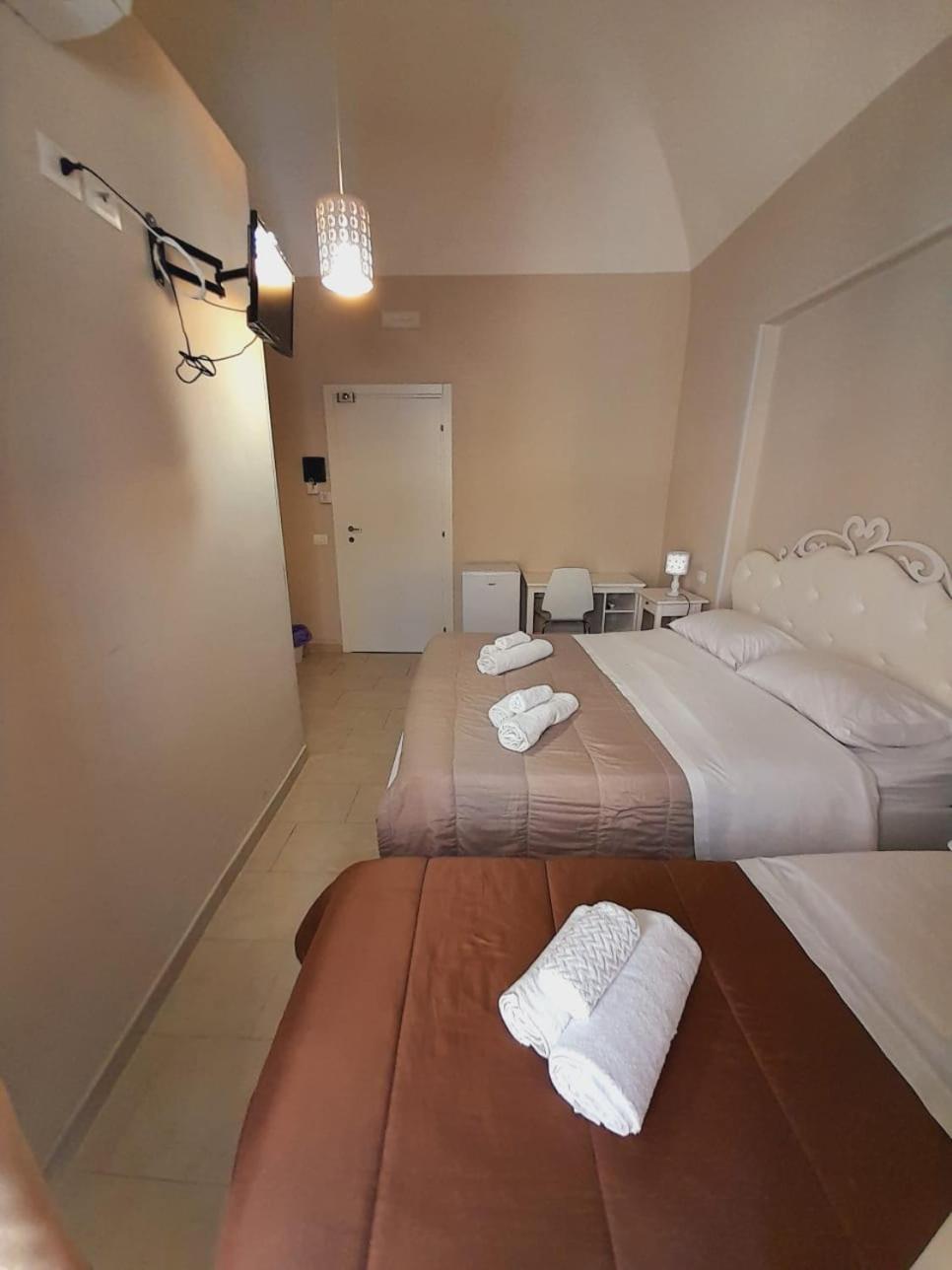 Fuoco Dell'Etna Hotel คาตาเนีย ภายนอก รูปภาพ